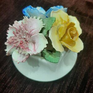 Vintage floral bouquet fine bone China